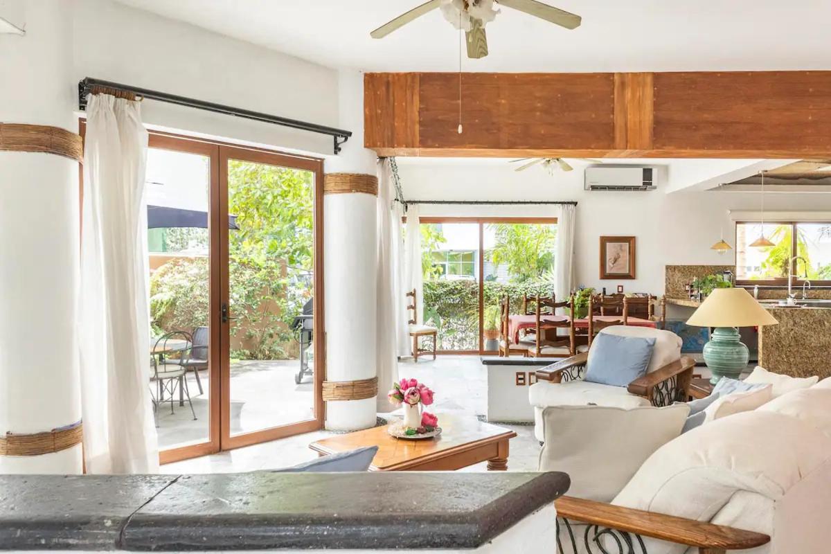 Casa La Columna Couette-café 2*
